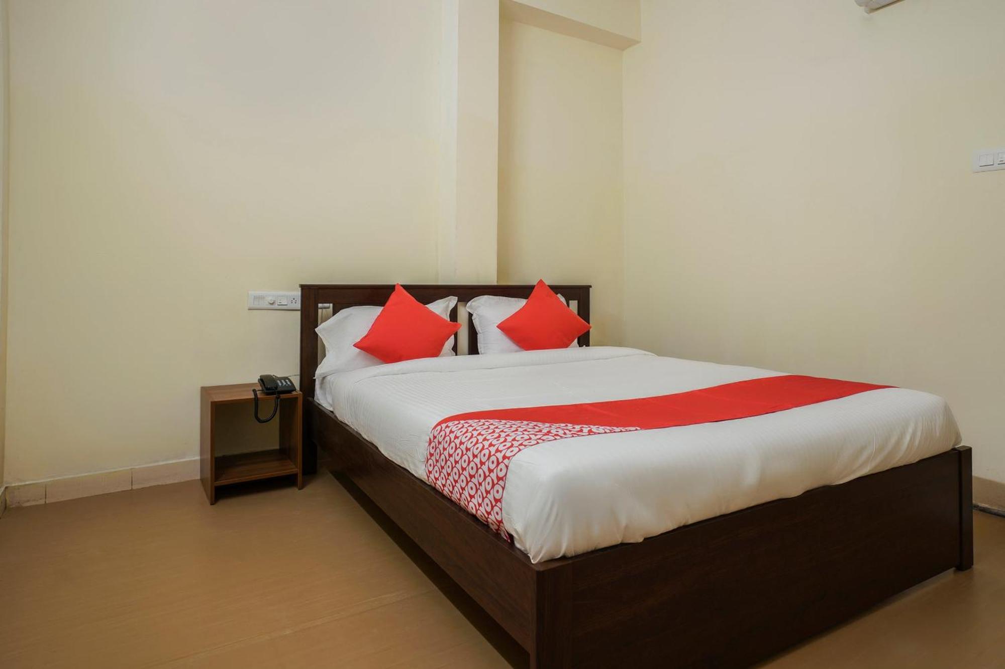 Hotel O Alpine Glow Zenith Hyderabad Eksteriør bilde